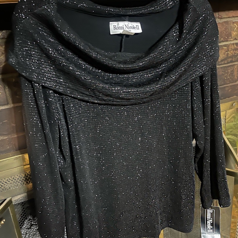 Black sparkly Ronni Nicole top